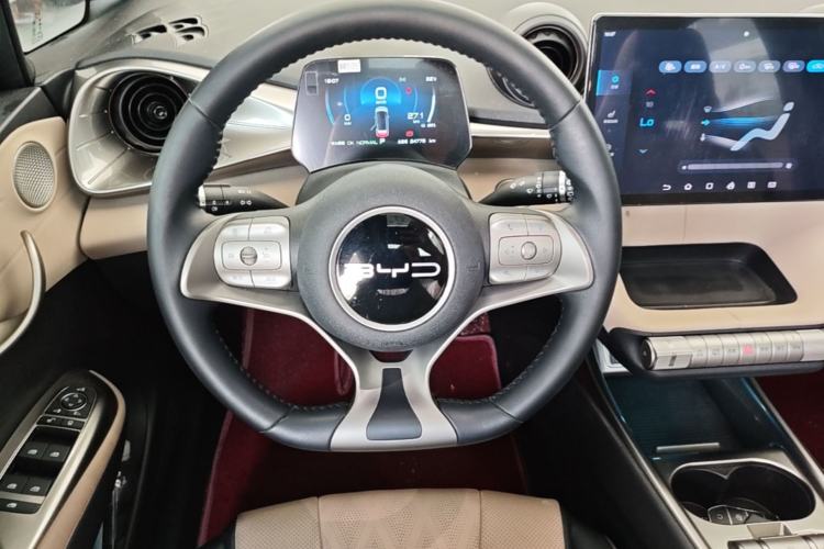Used BYD Dolphin 2023 420 km Fashion Edition Steering Wheel