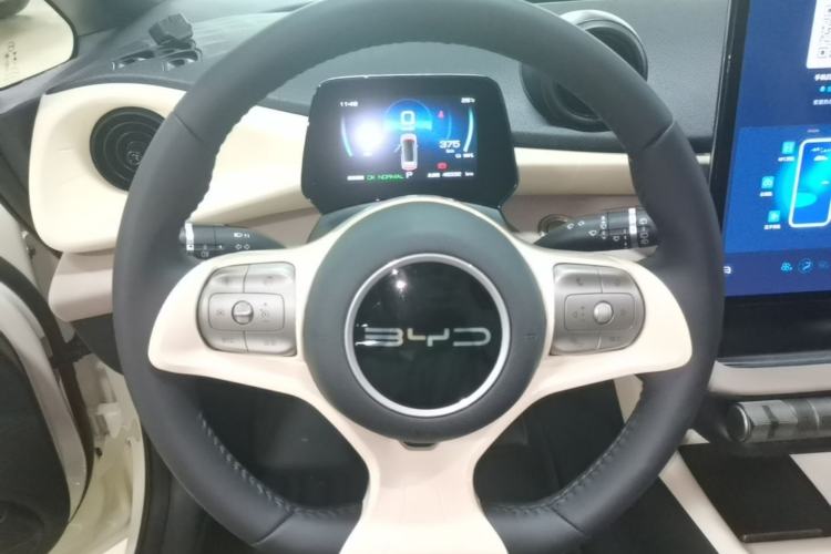 Used BYD Dolphin 2023 420 km Fashion Edition Steering Wheel