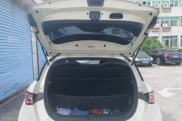 Used BYD Dolphin 2023 420 km Fashion Edition Trunk