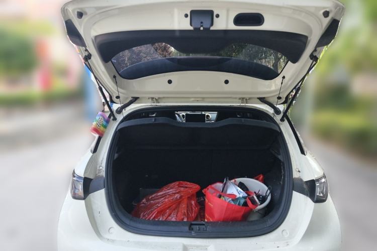 Used BYD Dolphin 2023 420 km Fashion Edition Trunk