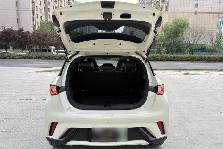 Used BYD Dolphin 2023 420 km Fashion Edition Trunk