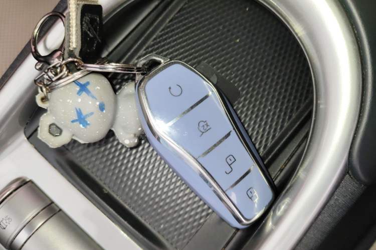 Used BYD Dolphin 2023 420 km Fashion Edition Vehicle Key