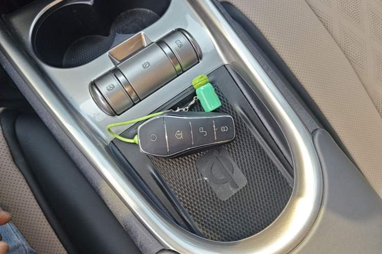 Used BYD Dolphin 2023 420 km Fashion Edition Vehicle Key