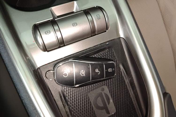 Used BYD Dolphin 2023 420 km Fashion Edition Vehicle Key