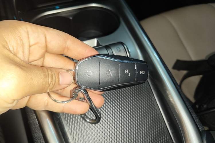Used BYD Dolphin 2023 420 km Free Version Vehicle Key