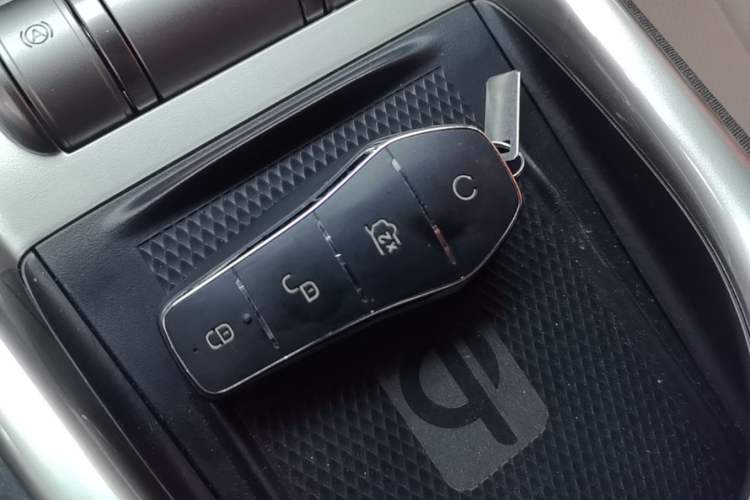Used BYD Dolphin 2023 420 km Fashion Edition Vehicle Key