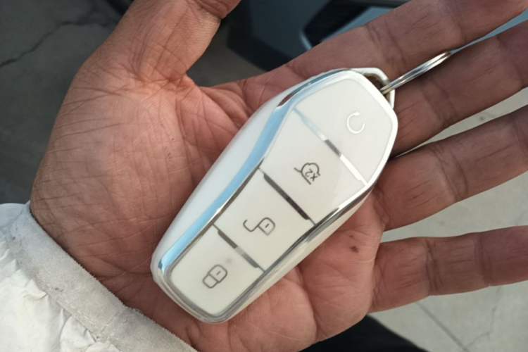 Used BYD Dolphin 2023 420 km Fashion Edition Vehicle Key