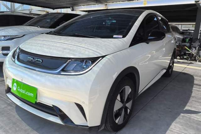 Used BYD Dolphin 2023 420 km Fashion Edition