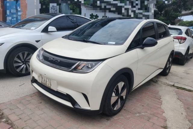 Used BYD Dolphin 2023 420 km Fashion Edition