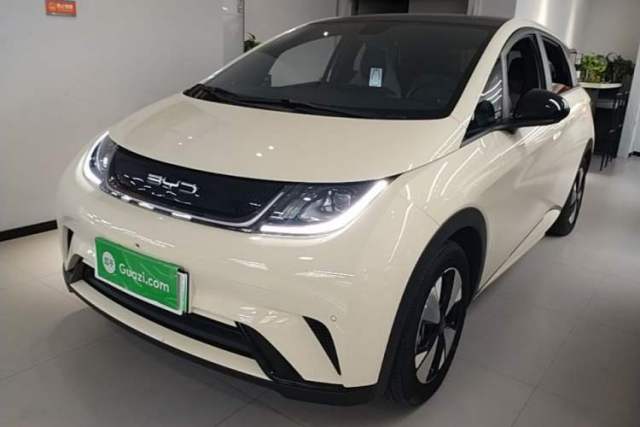 Used BYD Dolphin 2023 420 km Fashion Edition