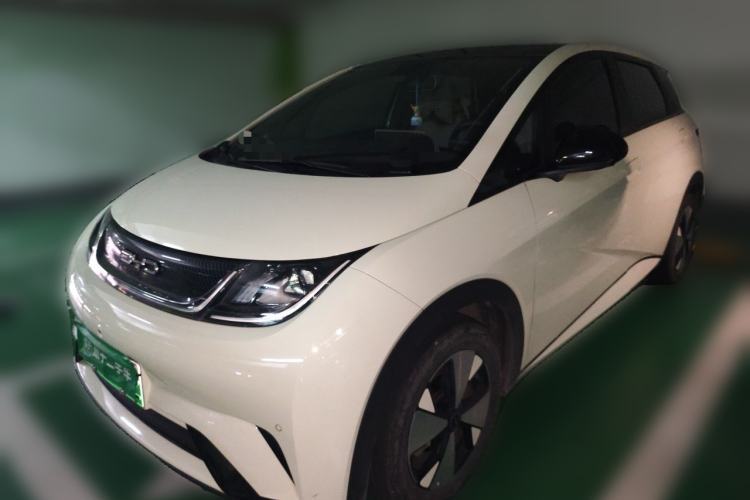 Ojetý BYD Dolphin 2023 420 km Fashion Edition Guazi used car, China used car export, Used car for sale, Used  cars, Cheapest cars for sale