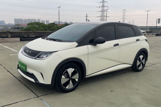 Used BYD Dolphin 2023 420 km Fashion Edition