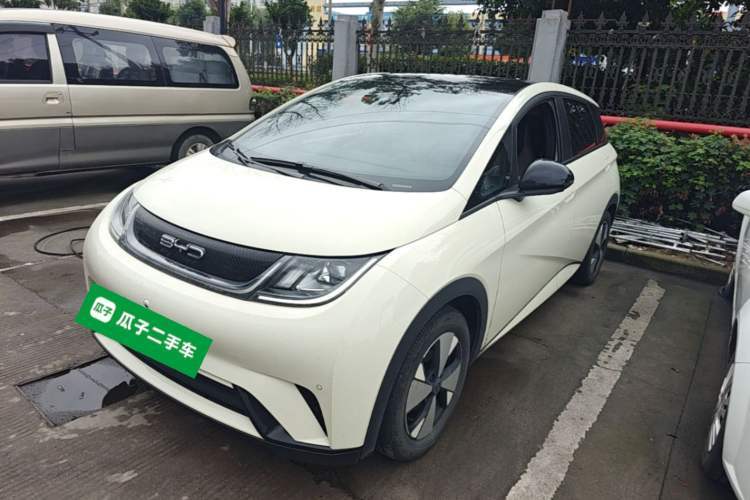 Used BYD Dolphin 2023 420 km Fashion Edition Guazi used car, China used car export, Used car for sale, Used  cars, Cheapest cars for sale