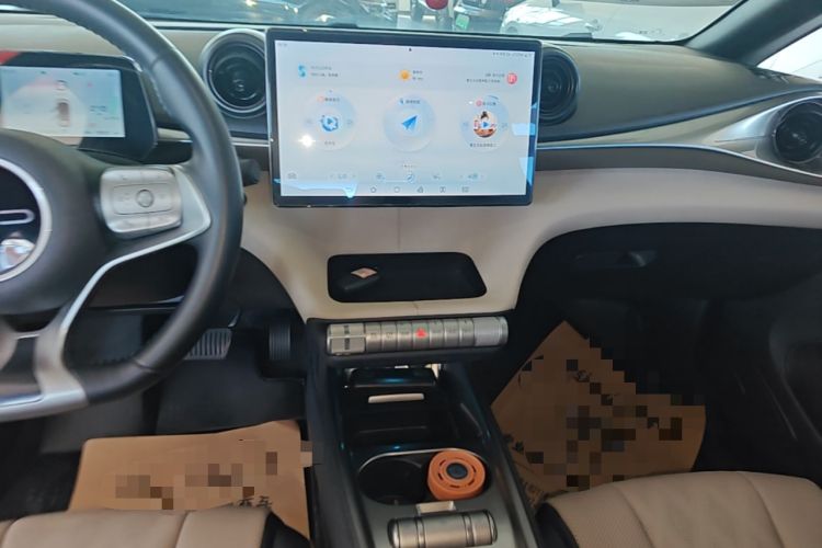 Used BYD Dolphin 2023 420 km Fashion Edition Audio And AC Panel