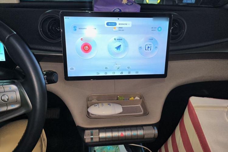 Used BYD Dolphin 2023 420 km Fashion Edition Audio And AC Panel