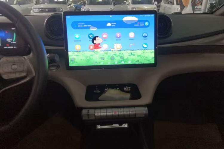 Used BYD Dolphin 2023 420 km Free Version Audio And AC Panel