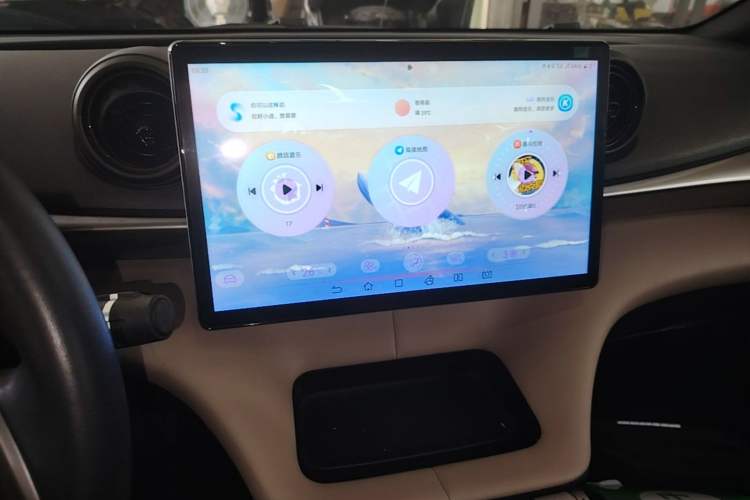 Used BYD Dolphin 2023 420 km Free Version Audio And AC Panel