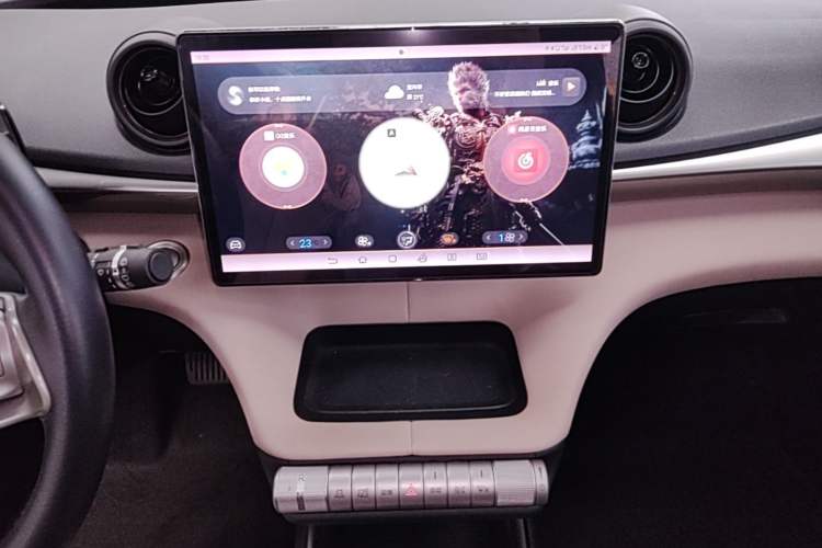 Used BYD Dolphin 2023 420 km Fashion Edition Audio And AC Panel