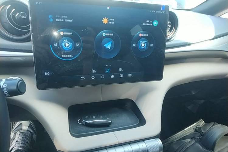Used BYD Dolphin 2023 420 km Free Version Audio And AC Panel