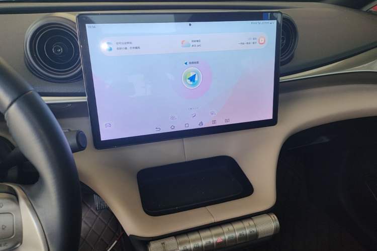 Used BYD Dolphin 2023 420 km Fashion Edition Audio And AC Panel