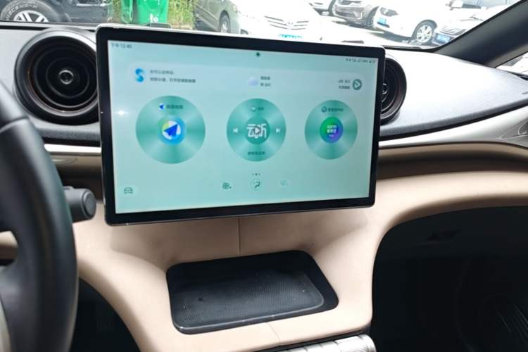 Used BYD Dolphin 2023 420 km Free Version Audio And AC Panel