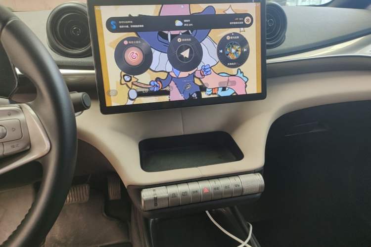Used BYD Dolphin 2023 420 km Free Version Audio And AC Panel