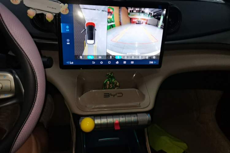 Used BYD Dolphin 2023 420 km Free Version Audio And AC Panel