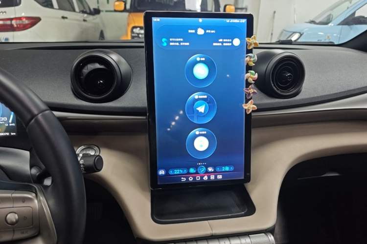 Used BYD Dolphin 2023 420 km Fashion Edition Audio And AC Panel