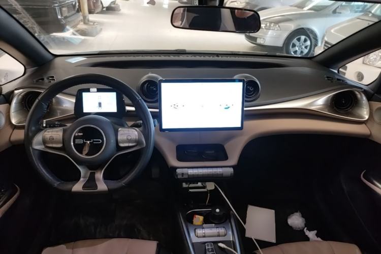 Used BYD Dolphin 2023 420 km Free Version Center Console