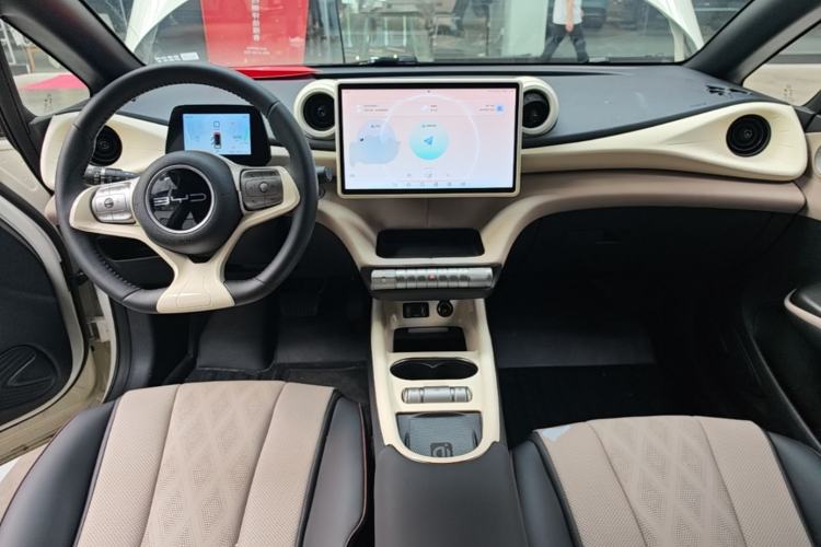 Used BYD Dolphin 2023 420 km Free Version Center Console