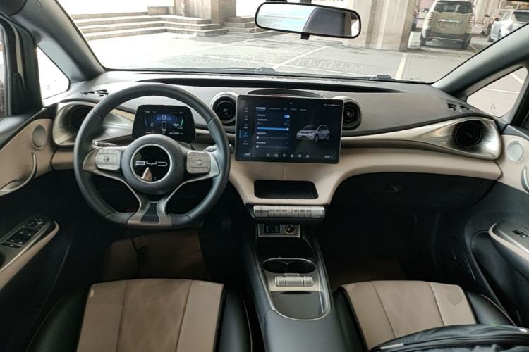 Used BYD Dolphin 2023 420 km Free Version Center Console