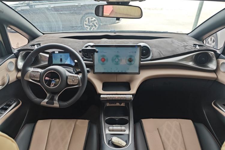 Used BYD Dolphin 2023 420 km Fashion Edition Center Console