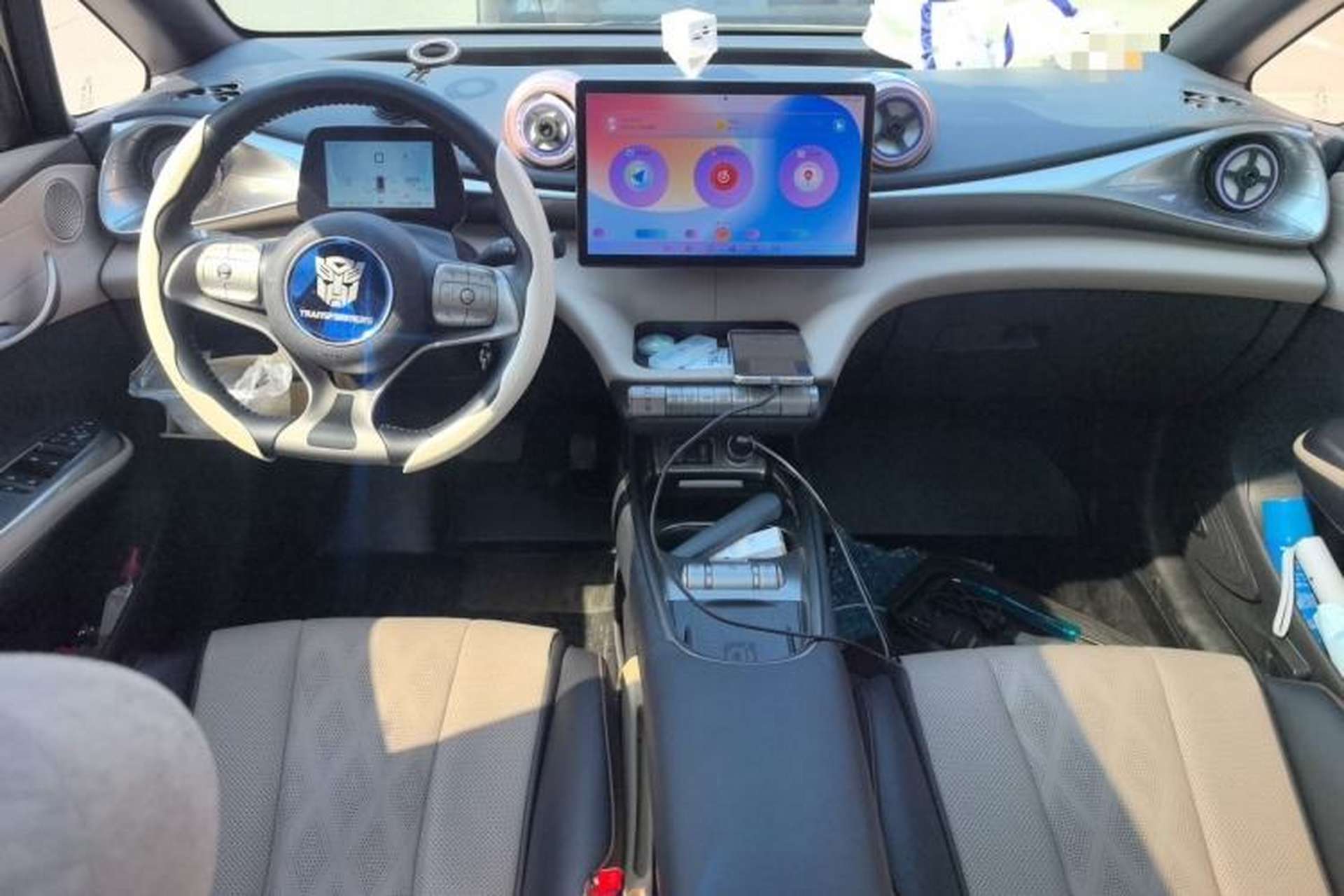 Used BYD Dolphin 2023 420 km Fashion Edition Center Console