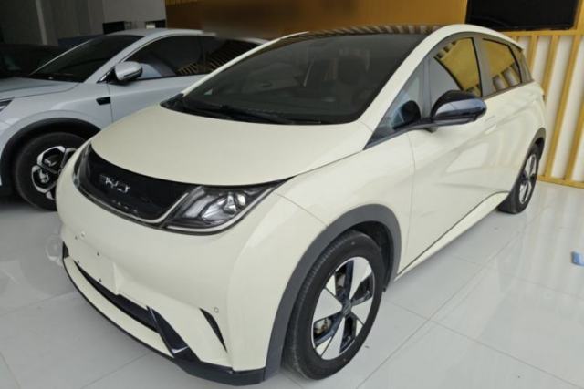 Used BYD Dolphin 2023 420 km Fashion Edition