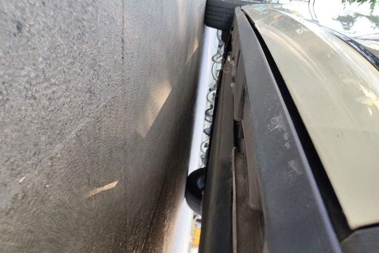 Used BYD Dolphin 2023 420 km Fashion Edition Chassis Rear Left