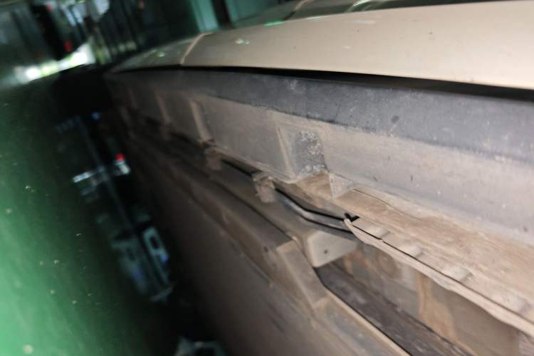 Used BYD Dolphin 2023 420 km Fashion Edition Chassis Rear Left