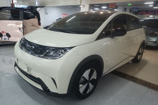 Used BYD Dolphin 2023 420 km Fashion Edition