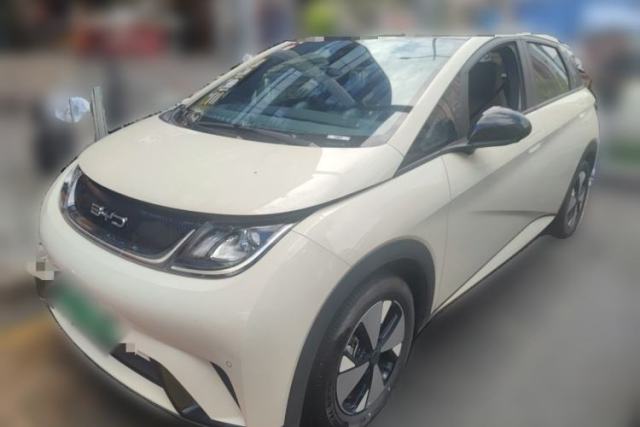 Ojetý BYD Dolphin 2023 420 km Fashion Edition