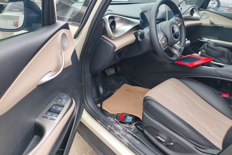 Used BYD Dolphin 2023 420 km Fashion Edition Driver Seat