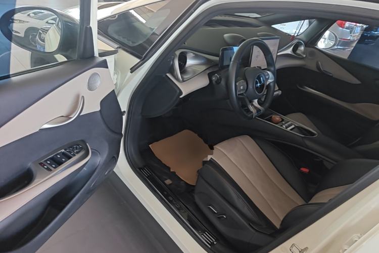 Used BYD Dolphin 2023 420 km Fashion Edition Driver Seat