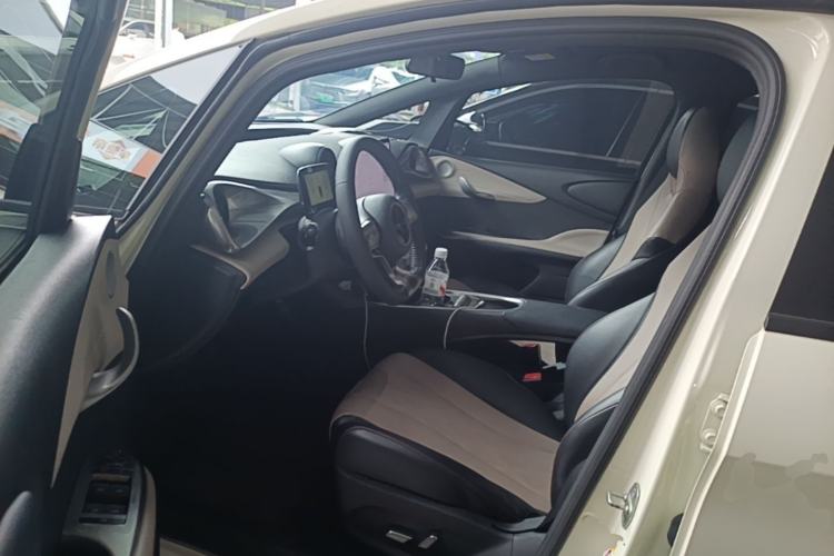 Used BYD Dolphin 2023 420 km Fashion Edition Driver Seat
