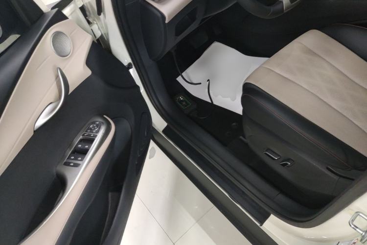 Used BYD Dolphin 2023 420 km Fashion Edition Driver Seat