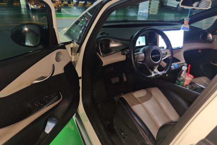 Used BYD Dolphin 2023 420 km Fashion Edition Driver Seat