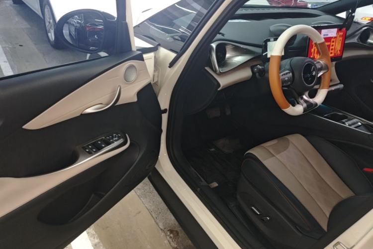 Used BYD Dolphin 2023 420 km Fashion Edition Driver Seat