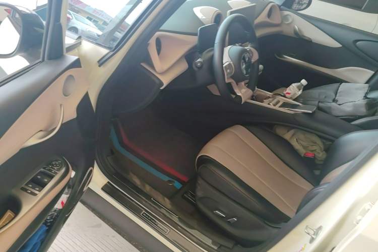 Used BYD Dolphin 2023 420 km Fashion Edition Driver Seat