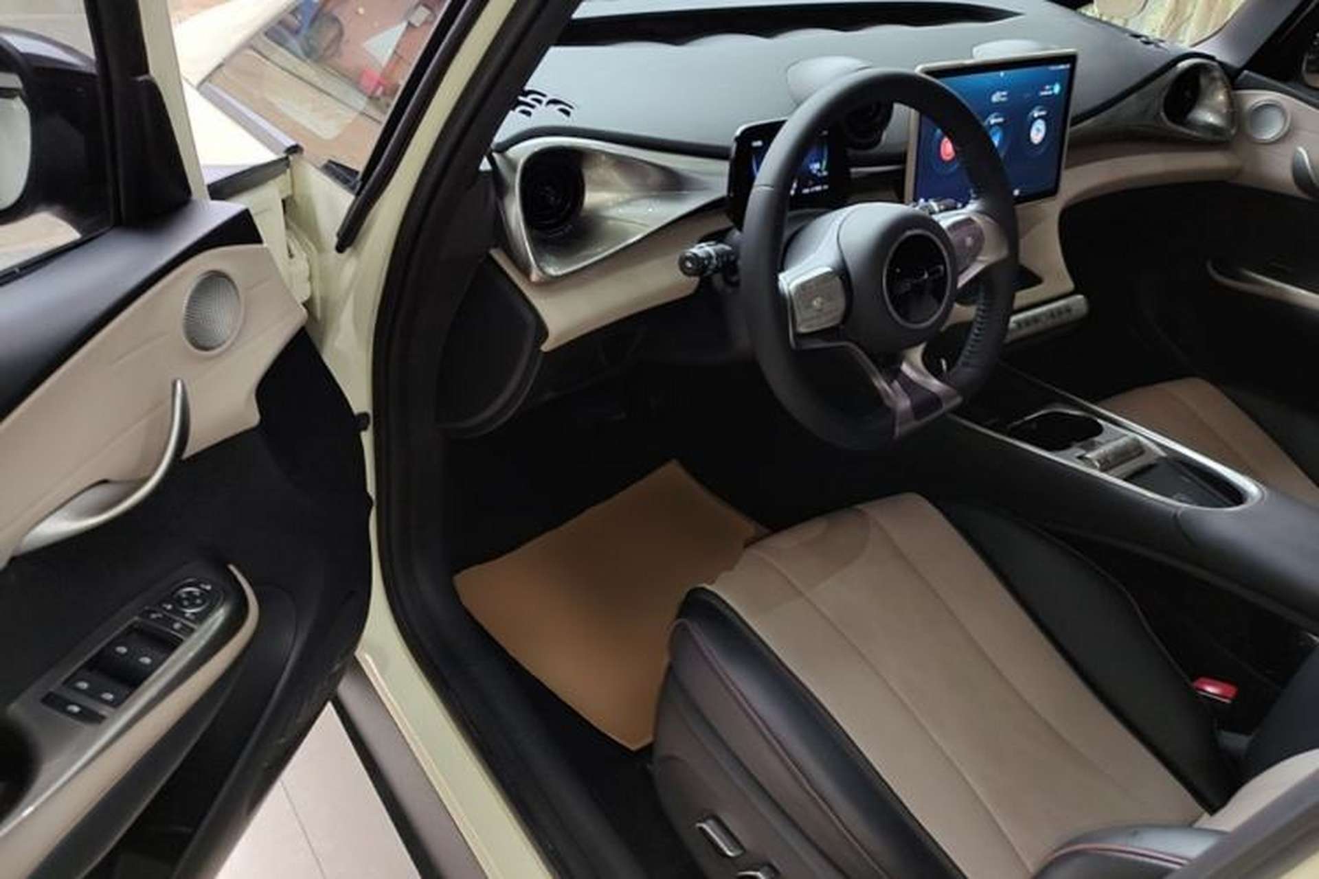 Used BYD Dolphin 2023 420 km Fashion Edition Driver Seat