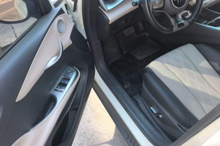 Used BYD Dolphin 2023 420 km Fashion Edition Driver Seat