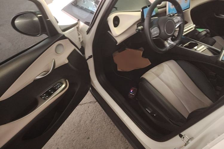 Used BYD Dolphin 2023 420 km Free Version Driver Seat
