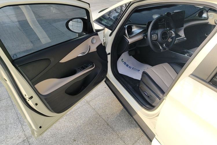 Used BYD Dolphin 2023 420 km Fashion Edition Driver Seat