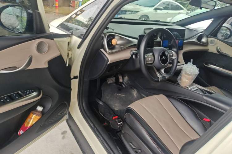 Used BYD Dolphin 2023 420 km Fashion Edition Driver Seat